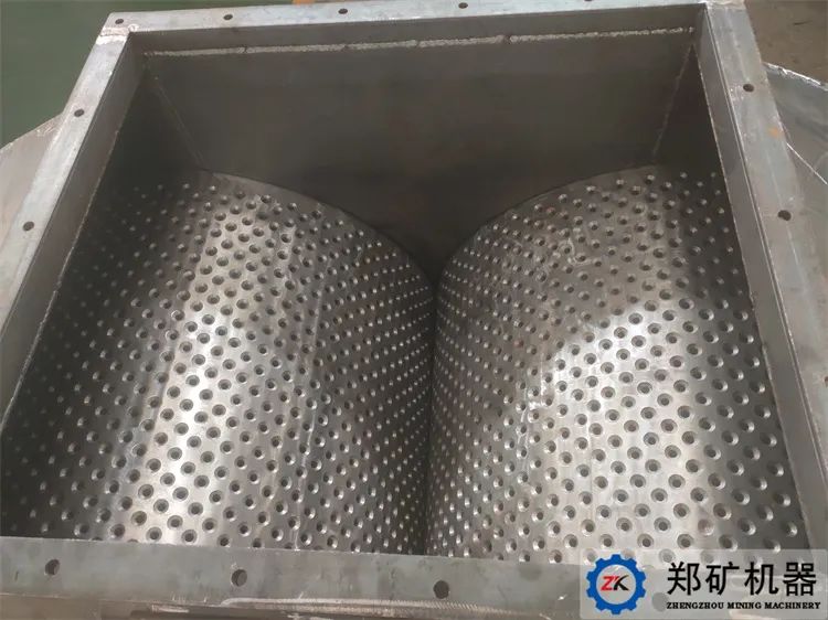 對(duì)輥破碎機(jī).jpg 對(duì)輥破碎機(jī).jpg